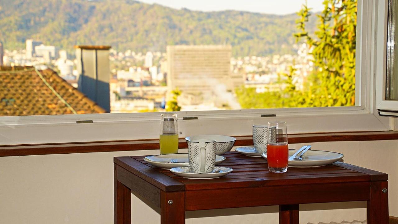 Helvetia 2 Zimmer Apartment Mit Parkplatz チューリッヒ エクステリア 写真
