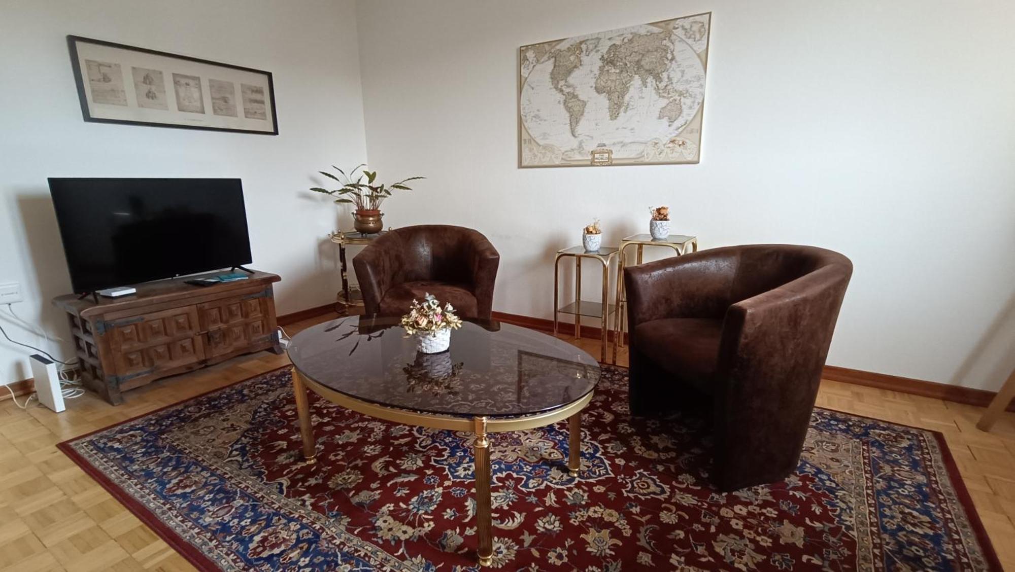 Helvetia 2 Zimmer Apartment Mit Parkplatz チューリッヒ エクステリア 写真